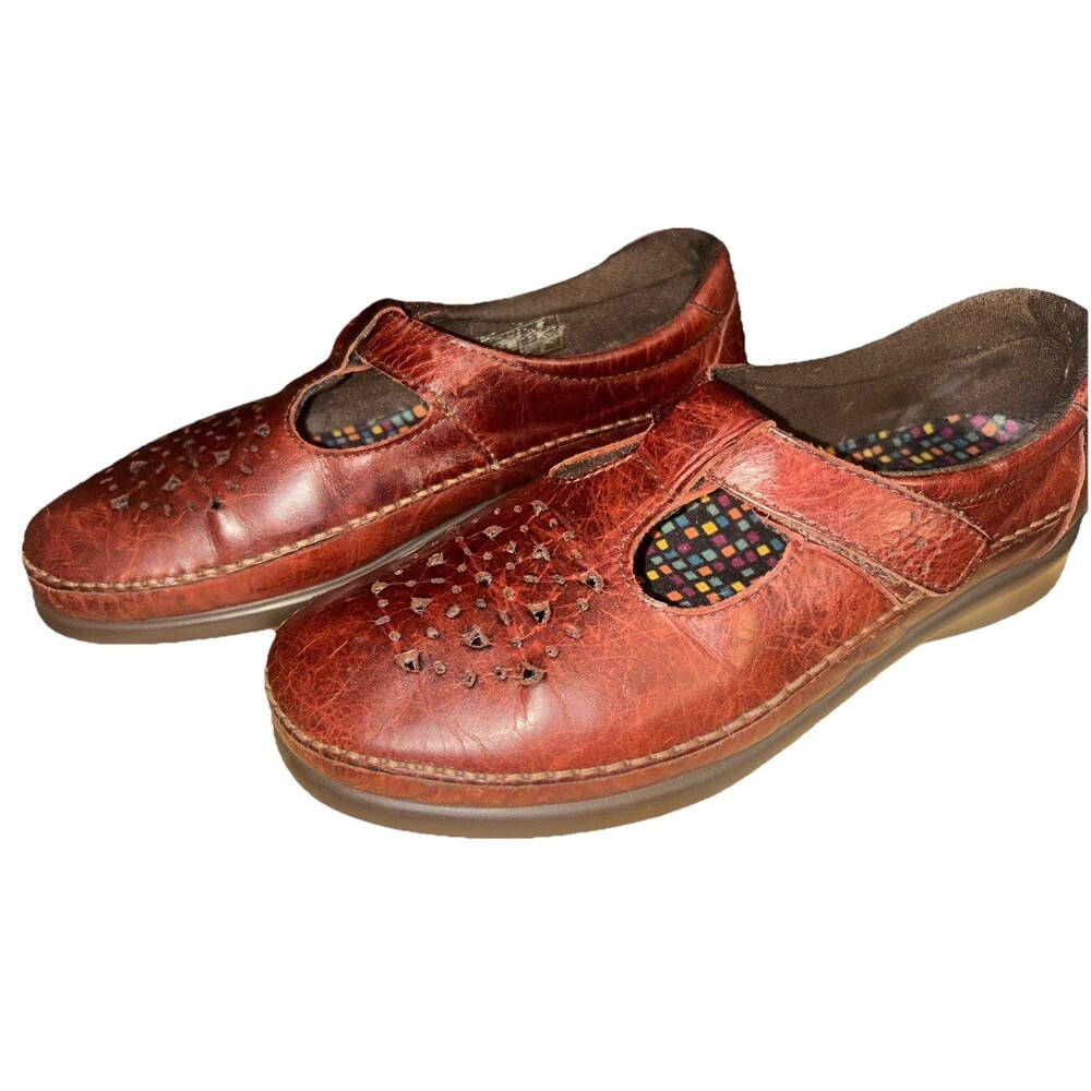 SAS Willow Roamer Walnut Brown Leather T-Strap Shoe Women 8M USA Made